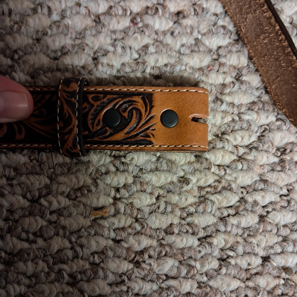 Justin Top Grain Leather Tooled Belt Size 28 NWOT Made in USA Western Floral - Picture 2 of 8